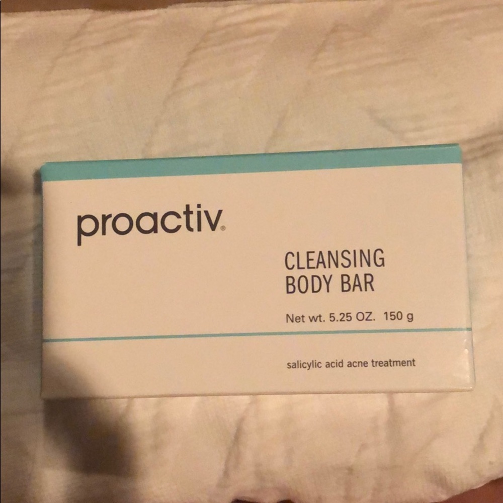 Proactive body cleansing bar